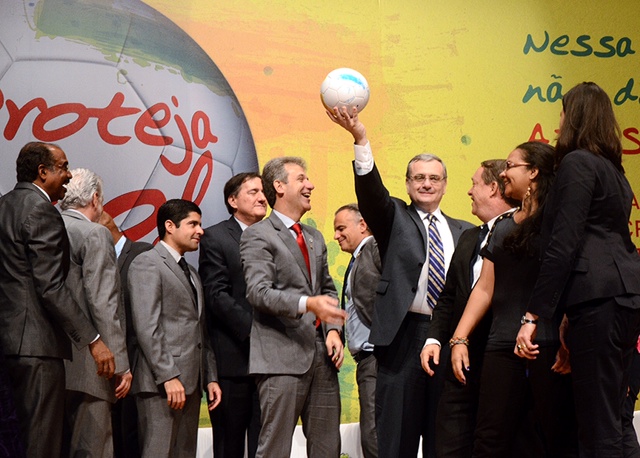 UNAIDS Protect the Goal campaign arrives in Brazil ahead of 2014   FIFA World Cup